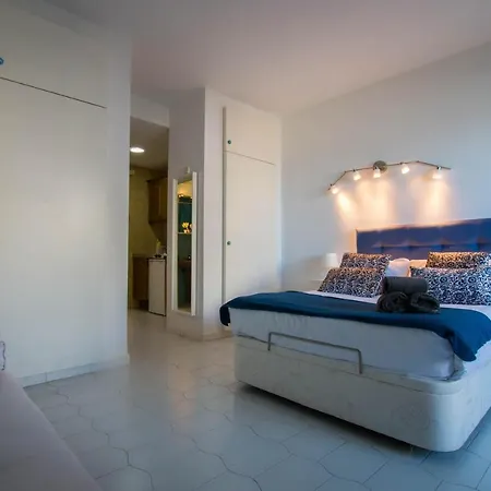 Holidays2malaga Studio Loft In Benal Beach 1st Line Beach And Pools Apartment *