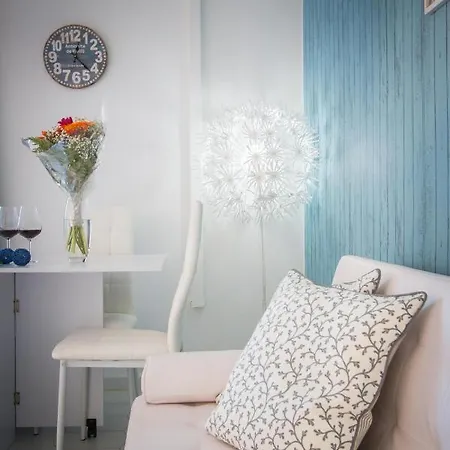 Holidays2malaga Studio Loft In Benal Beach 1st Line Beach And Pools * Benalmadena